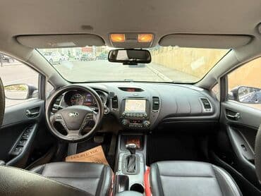 mersedes c 230: Kia Cerato: 1.6 l | 2015 il Sedan — 13