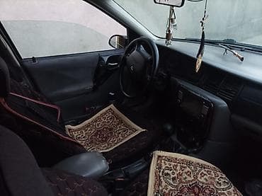 tesla model 3: Opel Vectra: 1.8 l | 2000 il 420000 km Universal — 9