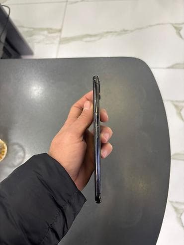 appl: IPhone Xs Max, 64 GB, Qara, Face ID — 6