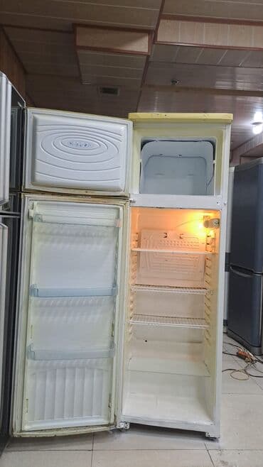 Mikrodalğalı sobalar: 2 qapılı Nord Soyuducu Satılır, rəng - Ağ, Təkərli — 2