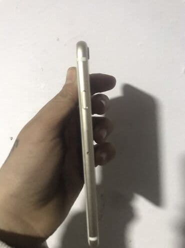 Qoruyucu plyonka və şüşələr: IPhone 6s — 4