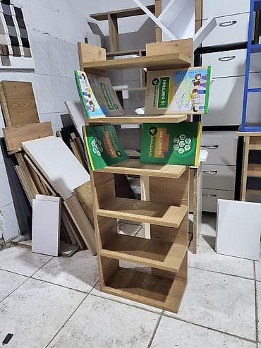 corni pol: Yeni, Kitab rəfi, Düz — 7