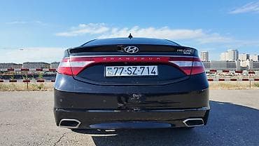 kia optima 2 sade mator: Hyundai Grandeur: 2.2 l | 2015 il Sedan — 5