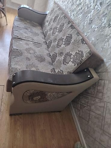 divan dəsdi: Divan, Parça — 1