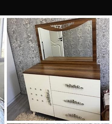 qoz: Yataq otağı üçün mebel dəsti təqdim olunur. Dəstə geniş iki nəfərlik — 2