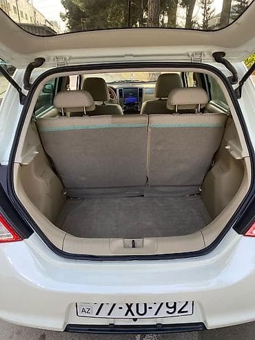 priora diskleri: Nissan Tiida: 1.5 l | 2012 il Hetçbek — 3
