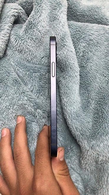 ses sistemi: IPhone 12, Qara, Face ID — 3