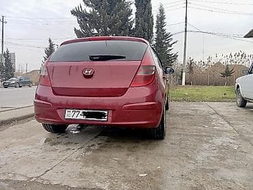 opel astra j: Hyundai i30: 1.6 l | 2007 il Hetçbek — 8
