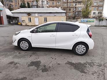 akkumulyator satisi: Toyota Aqua: 1.5 l | 2018 il Hetçbek — 8