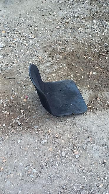 Velosbete oturmaq üçün qatlanan döşək-stul - Rəng: qara - Forması — 2