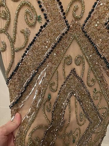 Ətəklər: Derviş Bağzıbağlı 44 ölçü 1 dəfə geyinilib Original qiyməti 800 — 4