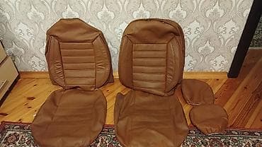 moon moped ehtiyat hisseleri: Şəkildə görsəndiyi kimi yaxşi vəziyyətdədir,arxa oturacaq üzlükdə bir — 3