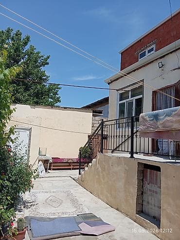 evler villa: Əmircan qəs. 3 otaqlı, 200 kv. m, Orta təmir — 4