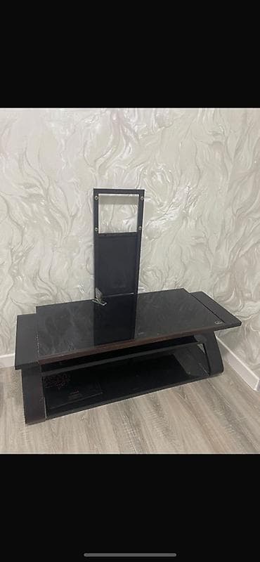 taxta polka: Düz TV altlığı, Polkalı, Şüşəli — 1