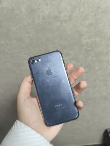 iphone 7 plus qiymeti islenmis: IPhone 7, 32 GB, Qara — 3