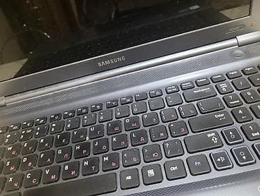 dell notebook: Samsung RC520 noutbuk - Model: Samsung RC520 (etiketdə göstərilir) - — 1