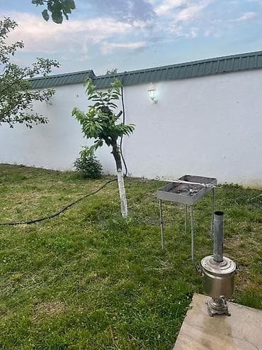 sumqayit kotec qesebesi evler: Sadə ev kimi verilir geniş həyəti 3 yataq otağı 7 tam yatacaq böyük — 8