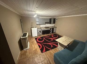 mida kiraye evler: Tecılı Yeni Ramani Ağ çiçəyim gül salonuna yaxın 90 nömrəli məktəbə — 1