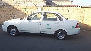 qaz 53 su: VAZ (LADA) Priora: 1.6 l | 2013 il 400000 km Sedan — 2