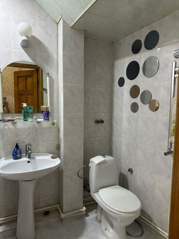 Quruducular: Təcili kirayə.Statistikanin yaninda 2 otaq Qonaq otağı mebel dəsti — 9