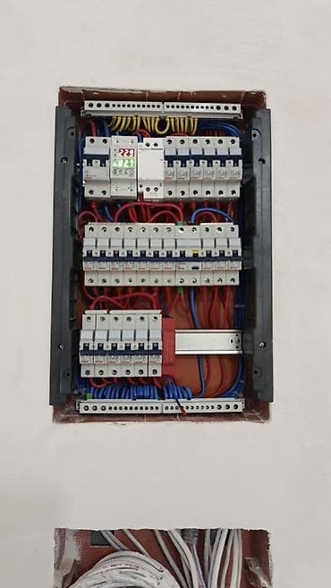 usta ev: Peşəkar elektrik montaj xidməti Təsvir: - Mənzillər və fərdi evlər — 6