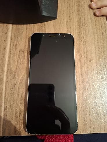 samsung galaxy j 6: Samsung Galaxy J6, 32 GB, rəng - Qızılı, Barmaq izi — 4