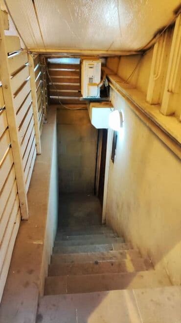 киоск в аренду: Play station club icarəyə verilir. Divanlar, stollar, havalandirma — 2