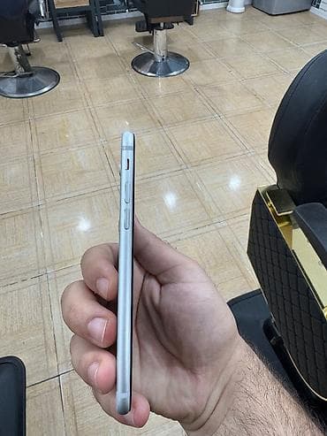 iphone x kamera: IPhone 7, 32 GB, Natural Titanium, Barmaq izi — 3