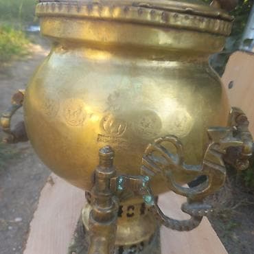 antik samovar: Məhsul: Pirinçdən qədim kömürlü samovar Təsvir: - Material: tam — 4