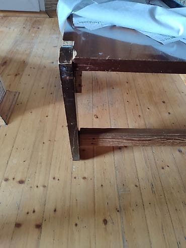 Mebel: Jurnal masası, Açılmayan, Taxta, Dördbucaq masa — 2