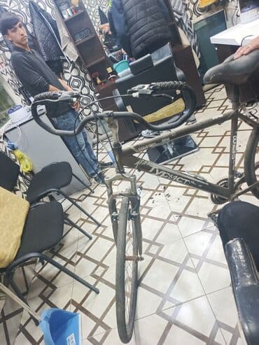 все модели велосипедов: Б/у Городской велосипед 28", скоростей: 7 — 1