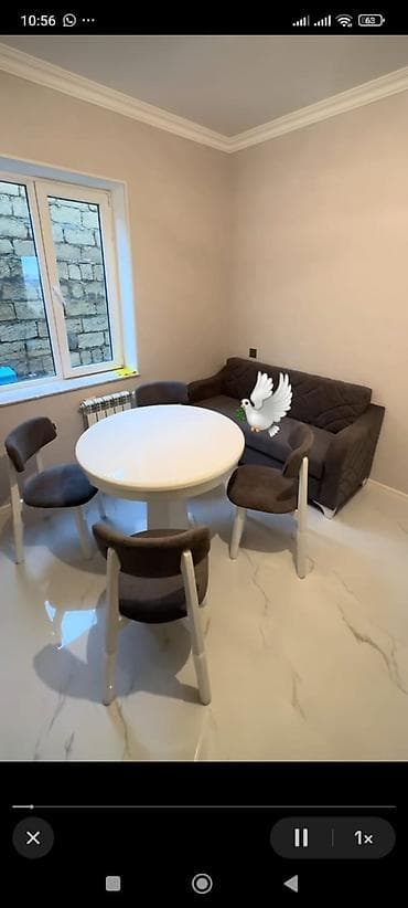 Yeni, Açılmayan, Yumru masa, 4 stul