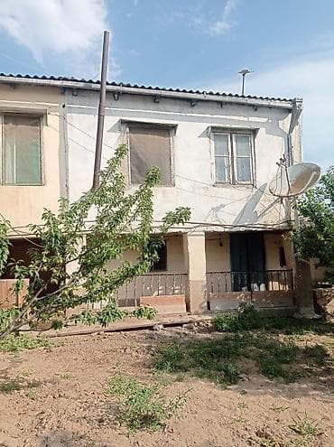 berde: Satılır.Bir həyətdə 2 ev. 2 mərtəbəli tam təmirli,beton monolit — 6