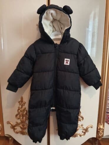 qış üçün yun uşaq kombinezonları: Uşaq üçün qış kombinezonu - Rəng: qara - Model: kapüşonlu, qulaqcıqlı — 1