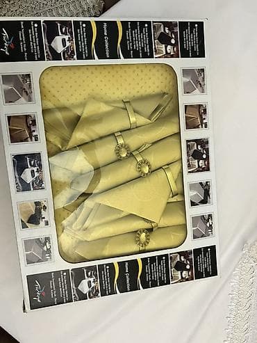 Home Collection süfrə dəsti Məhsul: Zərif naxışlı, qızılı rəngdə masa