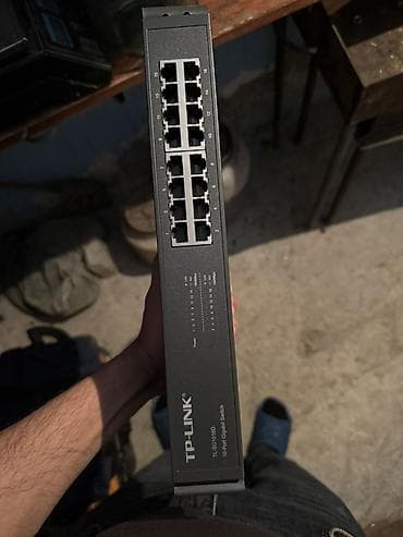 Kompüter ehtiyyat hissələri: Yeastar VoIP şəbəkə avadanlığı + TP-Link TL-SG1016D 16-Port Gigabit — 2