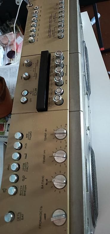 Магнитофоны: Sovet istehsalı “Орбита PM‑203C” portativ maqnitofon-radio. radiosu — 1