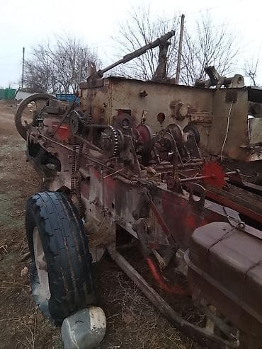 niva faralari arxa: Kənd təsərrüfatı üçün ot/saman pres maşını (kvadrat bala) - Traktorun — 3