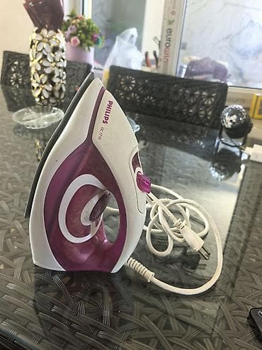 komputer korpusu: Məhsul: Philips buxarlı ütü (model: GC1710) Xüsusiyyətlər: - Buxarlı — 2