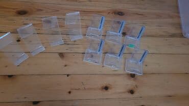 акриловый вкладыш в ванну: Akrildən şəffaf masaüstü stendlər dəsti. - Kiçik ölçülü, L‑formalı — 1