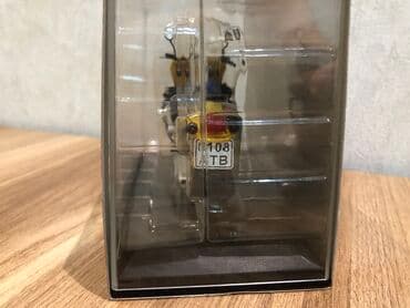 1 43 modelka: Ford, 2000 il, 1:18, Dəmir, Pulsuz çatdırılma, Ödənişli çatdırılma, Rayonlara çatdırılma — 10