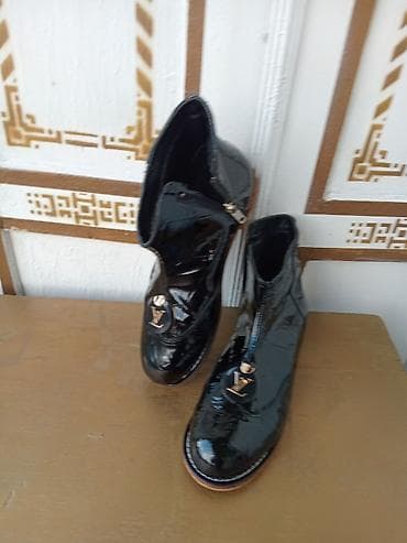 Ölçü: 39.5, rəng - Qara, Yeni — 5