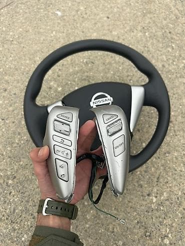 Düymələr: Nissan Nissan sükanda inteqrasiya olunan idarəetmə düymələri, Orijinal — 2