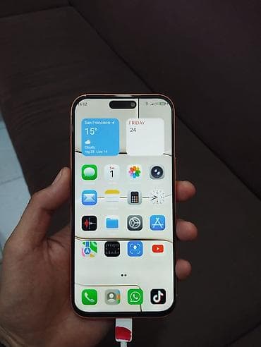 ucuz 90 fps telefonlar: Narıncı rəngdə smartfon - Üçlü arxa kamera modulu və LED flaş - Ön — 2