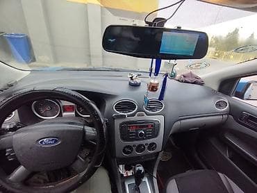 avto aksesuar kredit: Ford Focus: 1.6 l | 2010 il 284360 km Sedan — 9