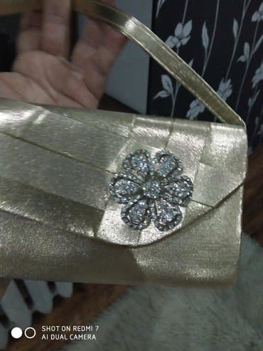 Eynəklər: Клатч женский Франция из золотой парчи с аксессуарами из камней — 5