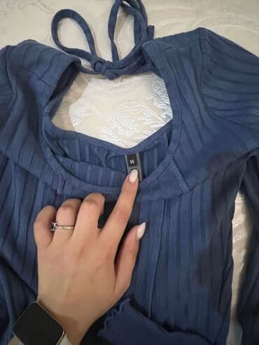 женские кофты со шнуровкой: Qadın geyim dəsti – 2 üst geyim 1) Göy rəngli, trikotaj fakturalı — 2