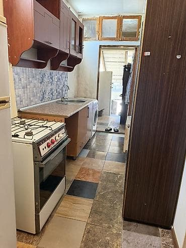 mida 441: Kirayə üçün sadə, mebellə təchiz olunmuş 1 otaqlı mənzil. Plan: - — 3