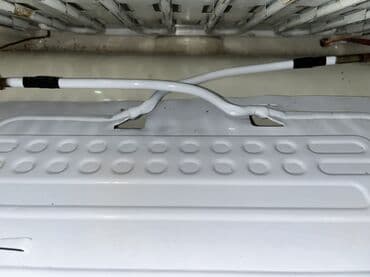 Məişət texnikası: İşlənmiş 2 qapılı Indesit Soyuducu Satılır, rəng - Ağ — 9