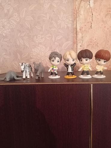 son zəngə aid şeirlər: Kolleksiya fiqurları dəsti

- — 1